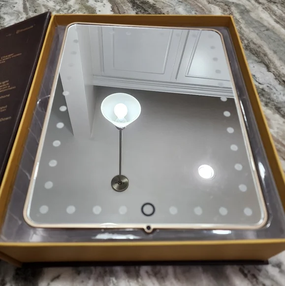 Impressions Vanity Touch Pro